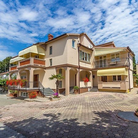 Apartments Nevija ميدولين المظهر الخارجي الصورة