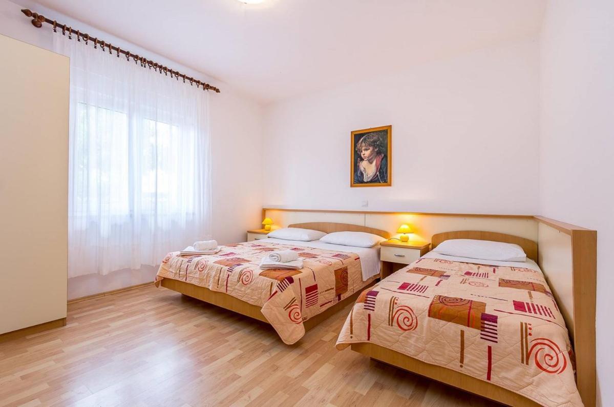 Apartments Nevija ميدولين المظهر الخارجي الصورة