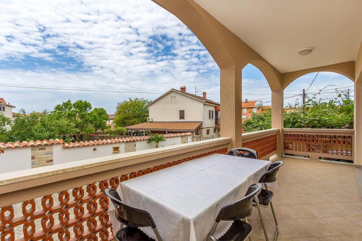 Apartments Nevija ميدولين المظهر الخارجي الصورة