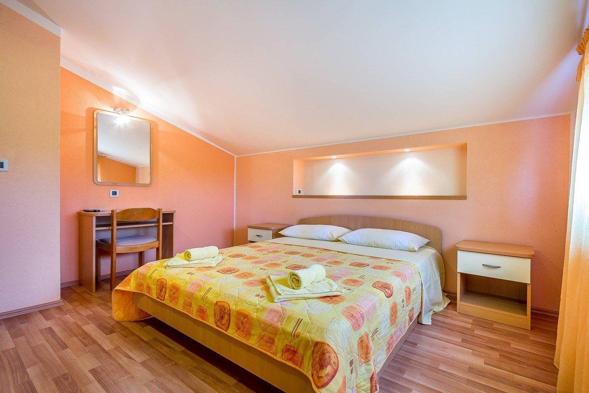 Apartments Nevija ميدولين المظهر الخارجي الصورة