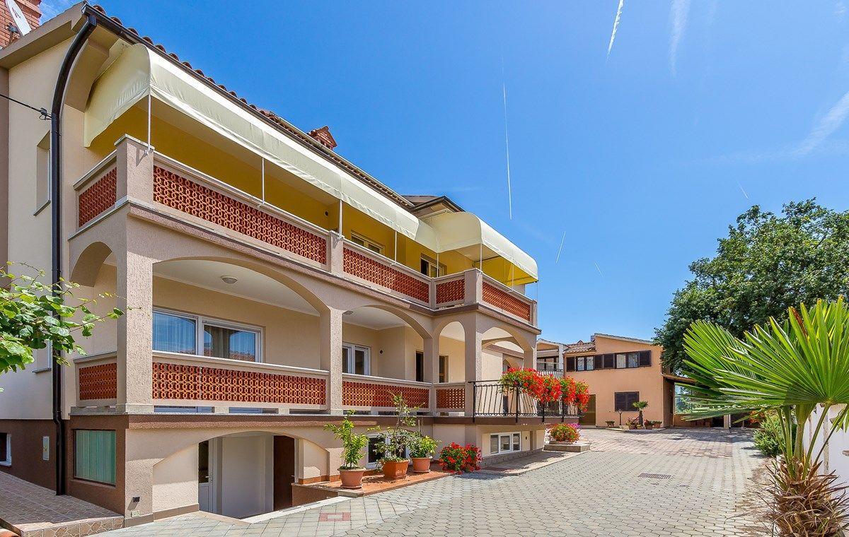 Apartments Nevija ميدولين المظهر الخارجي الصورة